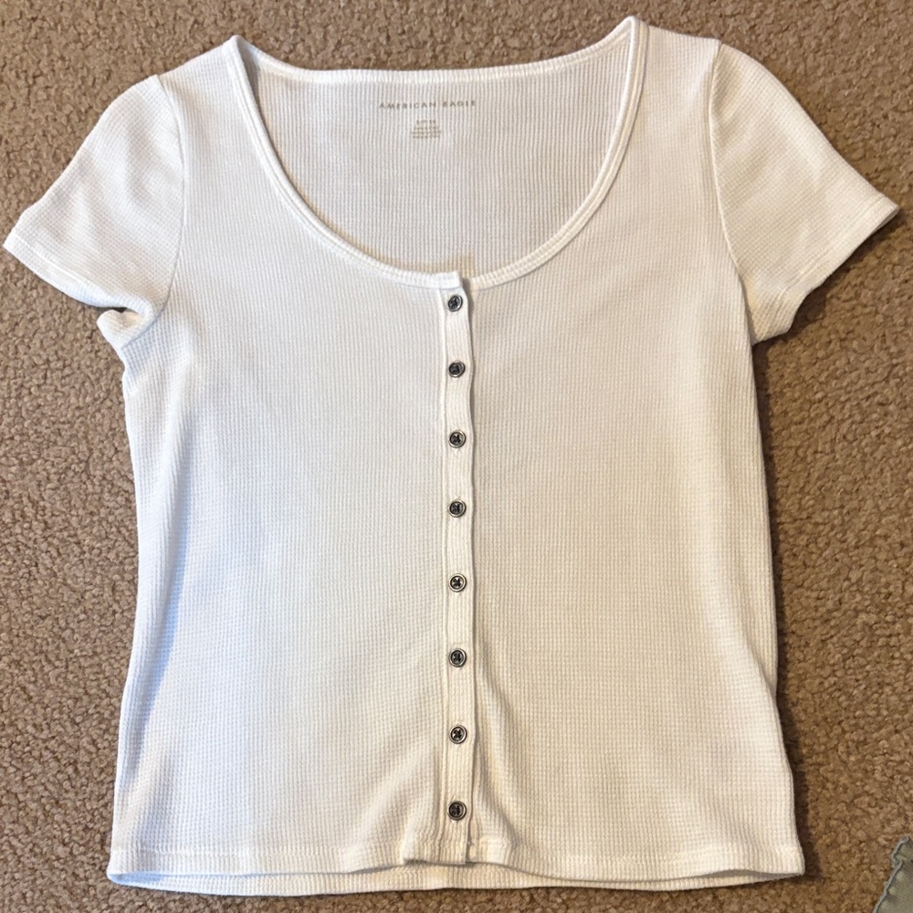 American Eagle Outfitters White Short Sleeve Button-Up Tee